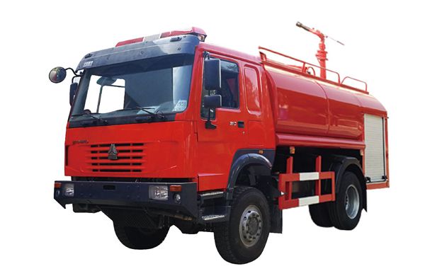 【2021.01.25消防车】重汽豪沃四驱8吨水罐消防车多少钱一辆?